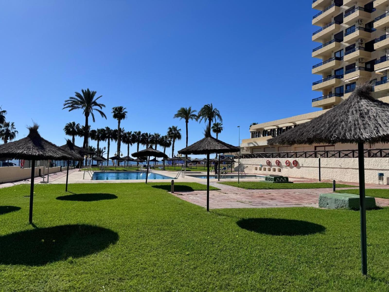 Aloha Playa Studio Sea Views Benalmádena Eksteriør billede